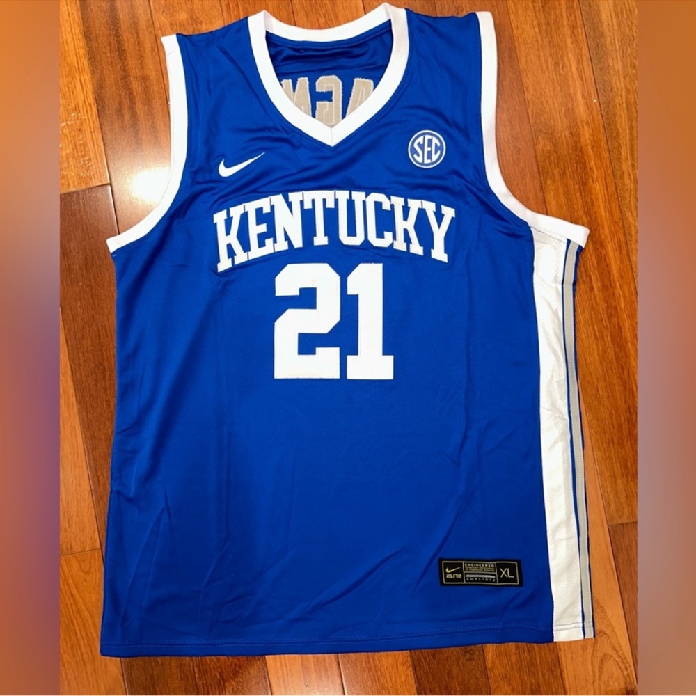 University of Kentucky wildcats basketball jersey Wagner #21